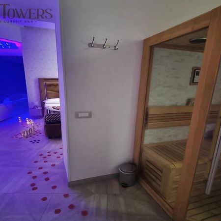 Twin Towers Naples Luxury Bed & Breakfast Bagian luar foto