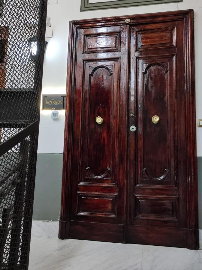 Twin Towers Naples Luxury Bed & Breakfast Bagian luar foto