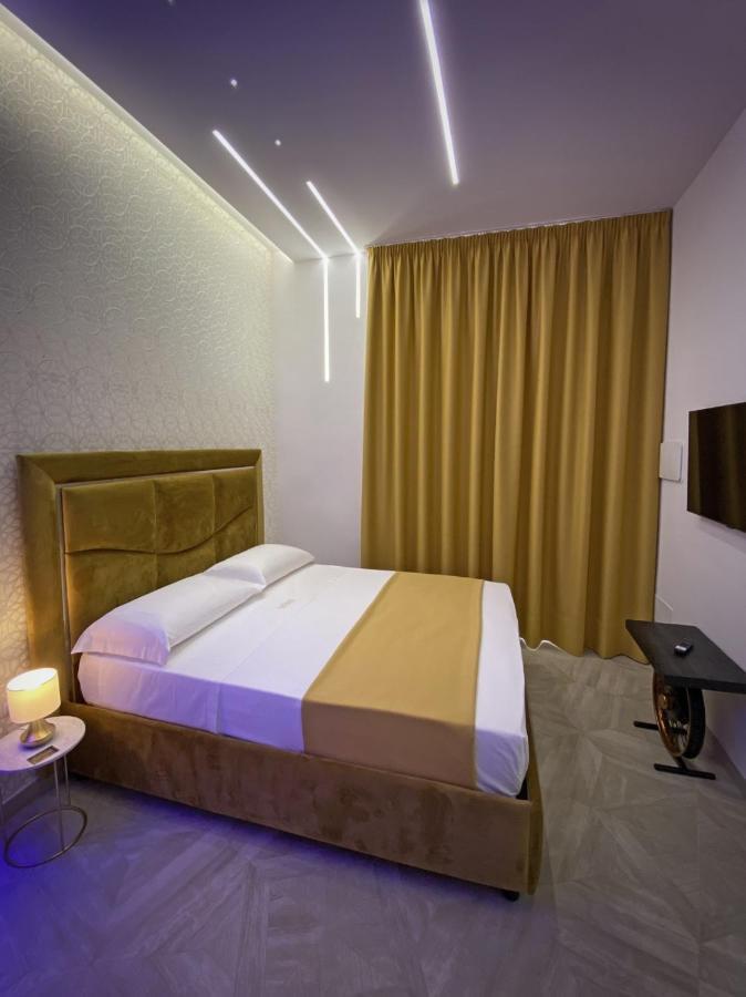 Twin Towers Naples Luxury Bed & Breakfast Bagian luar foto