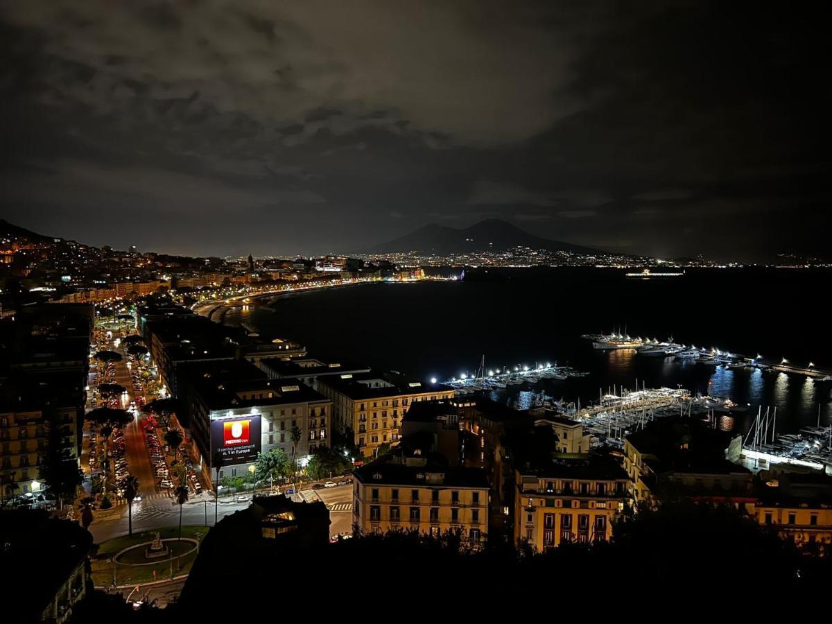 Twin Towers Naples Luxury Bed & Breakfast Bagian luar foto