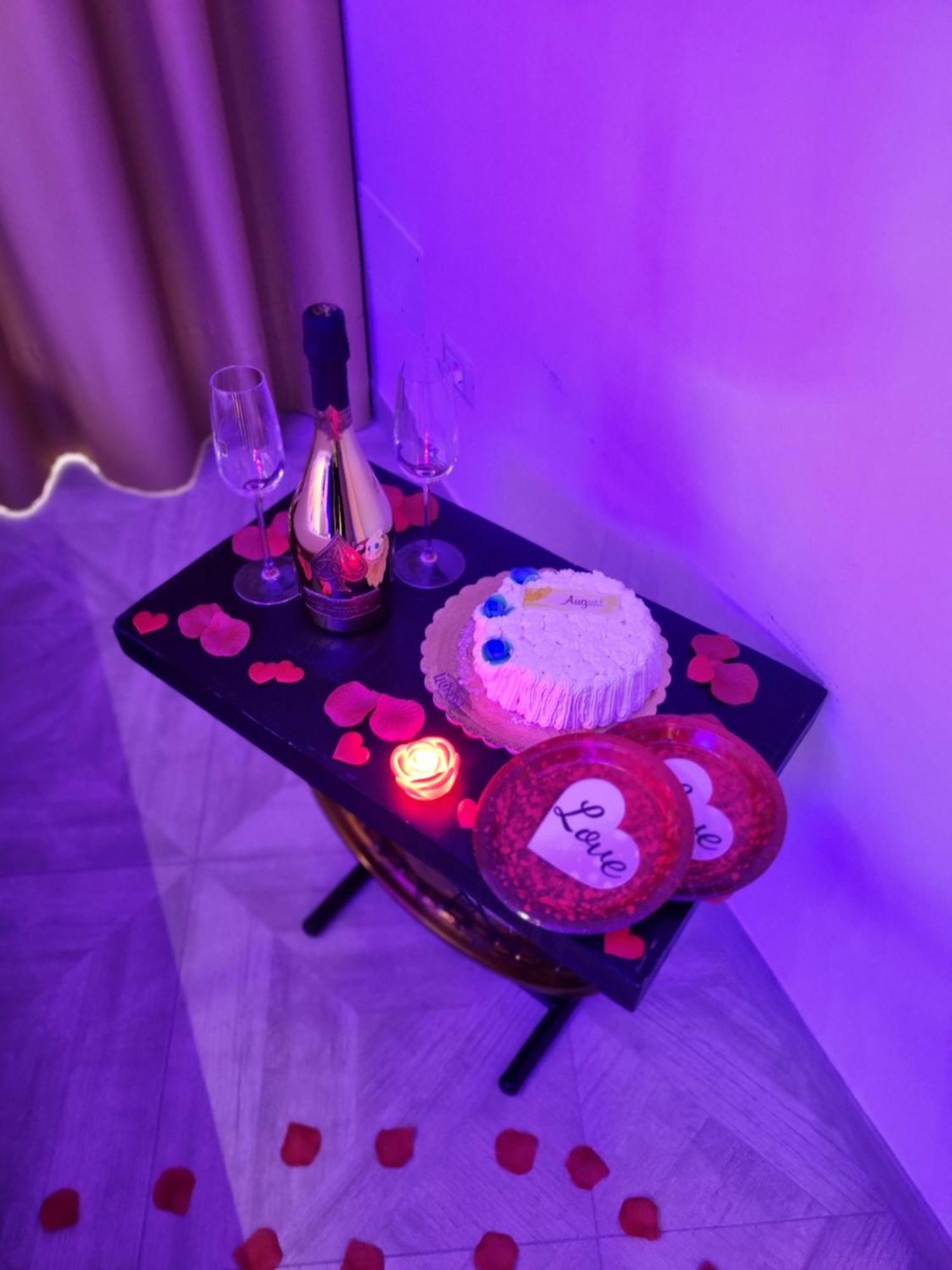 Twin Towers Naples Luxury Bed & Breakfast Bagian luar foto