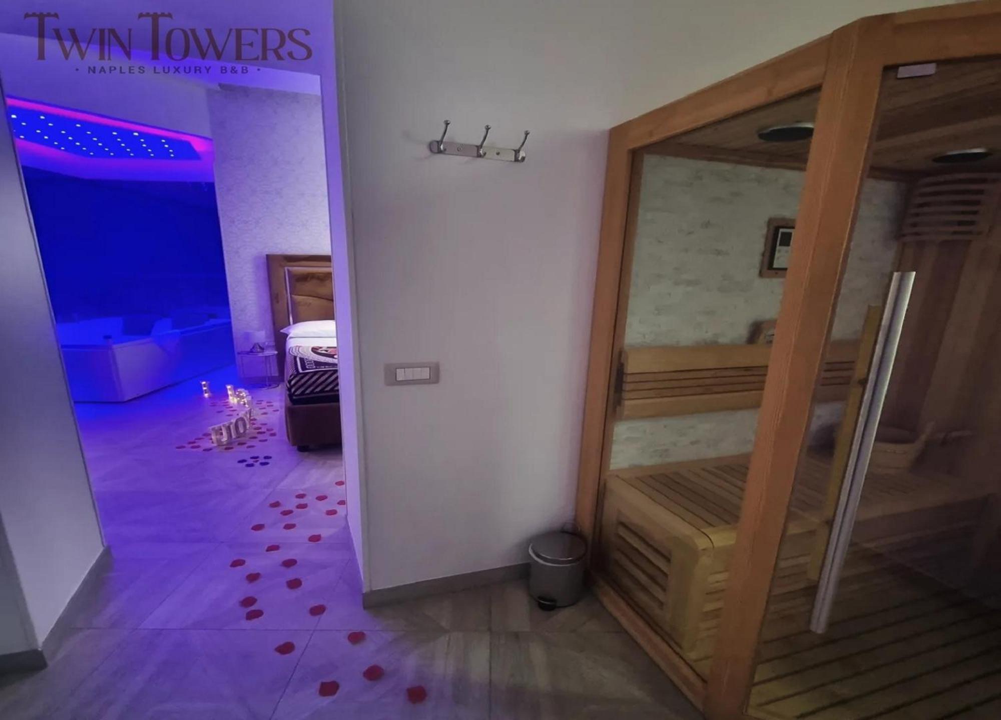 Twin Towers Naples Luxury Bed & Breakfast Bagian luar foto